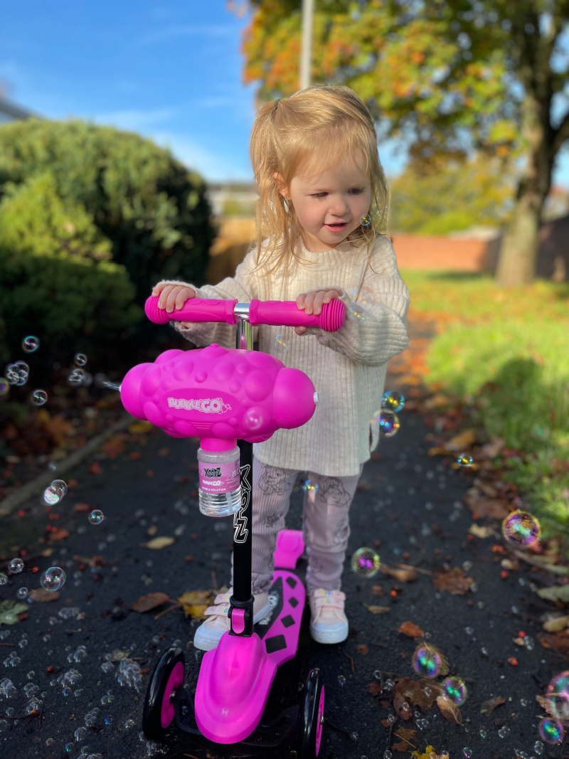 Review: Xootz Bubble-Go Scooter - chelseamamma.co.uk