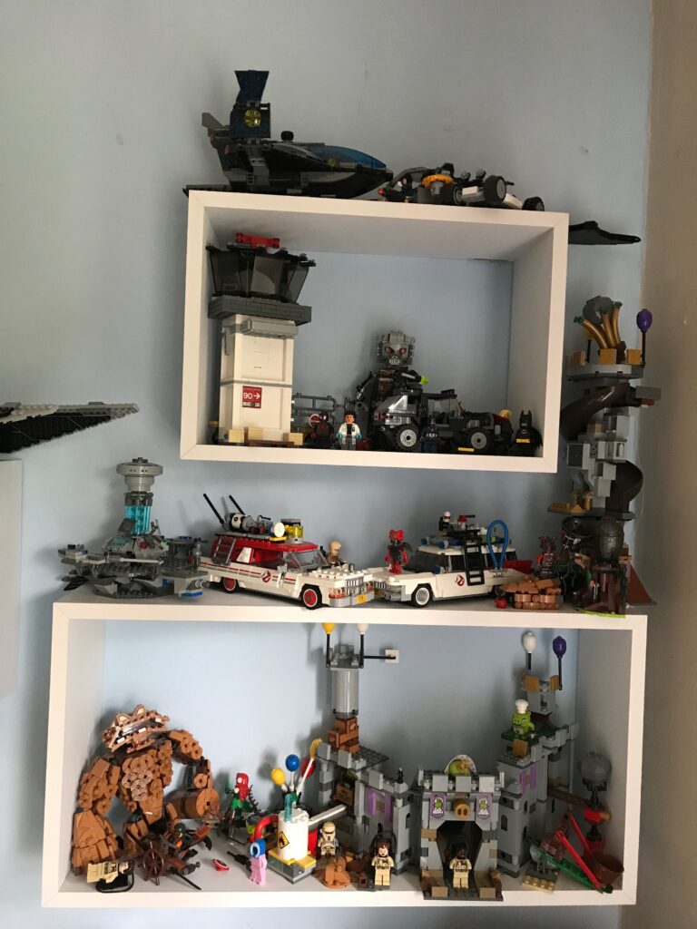 LEGO Shelves