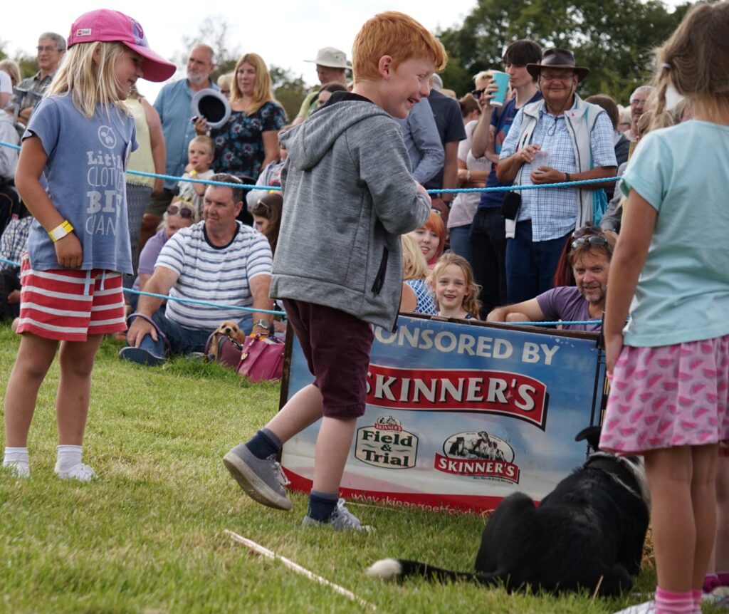 Dog & Duck Show