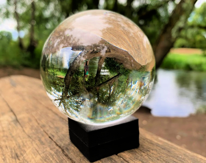 Lensball River